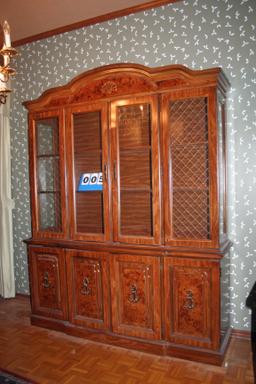 China Cabinet with Hutch