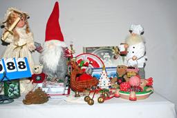 Miscellaneous Christmas Decor 3