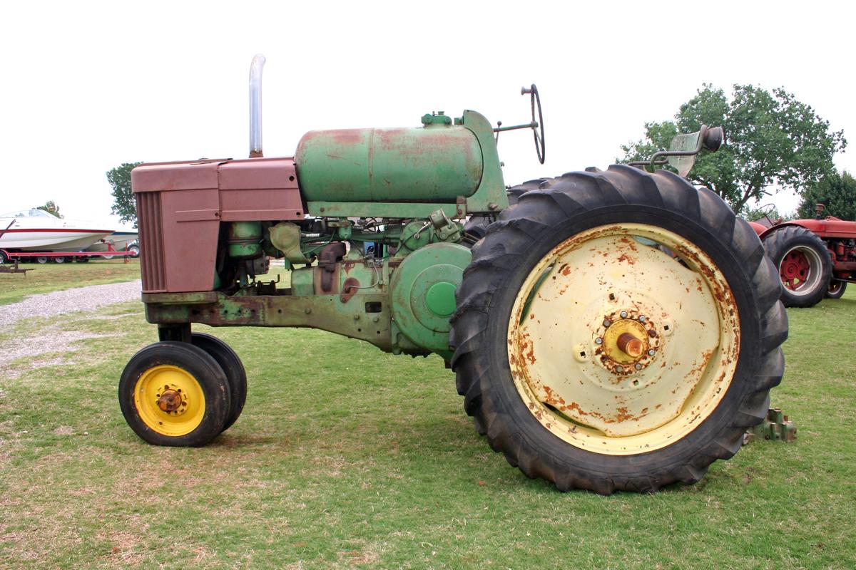 John Deere 70 LP