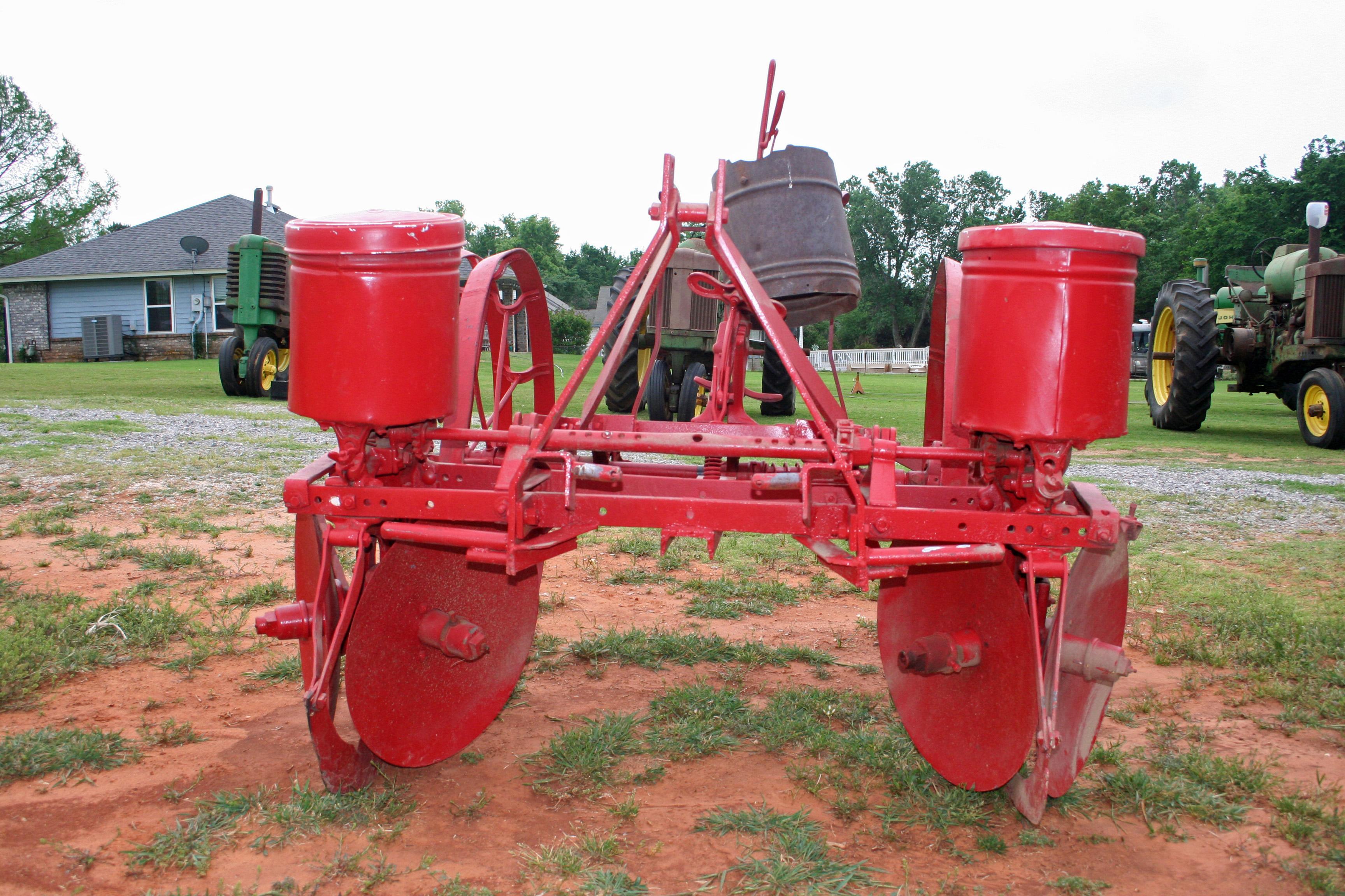 2 Row Planter