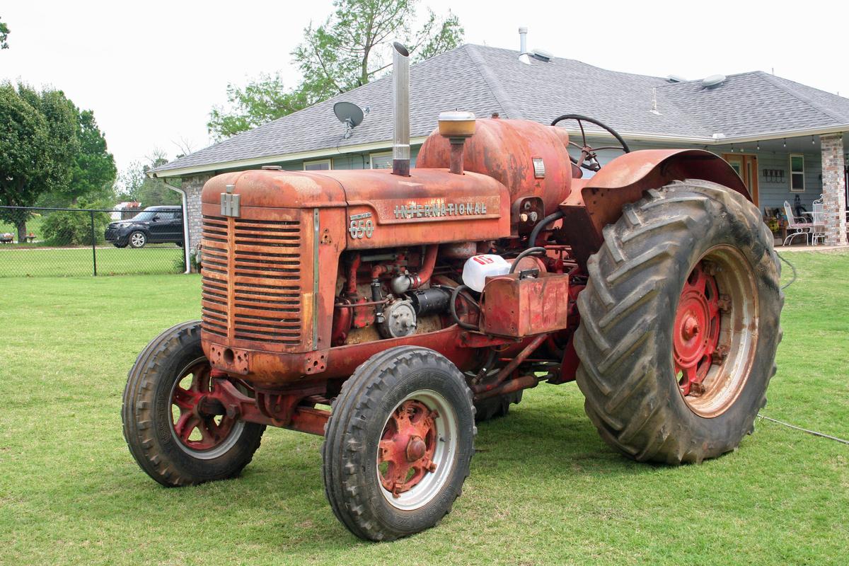 International Harvester 650 LP