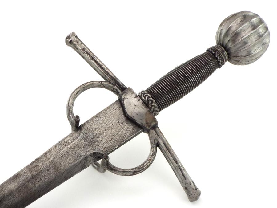 Fantastic Quality 17th C. Irish Or Scottish Broadsword Rapier With Celtic Style Decorations, Strong