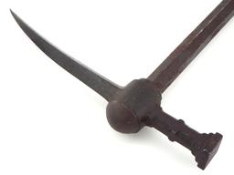 Restrained But Deadly And Very Combat-worthy 16th-17th C. German, Polish Or Hungarian War Hammer Bat