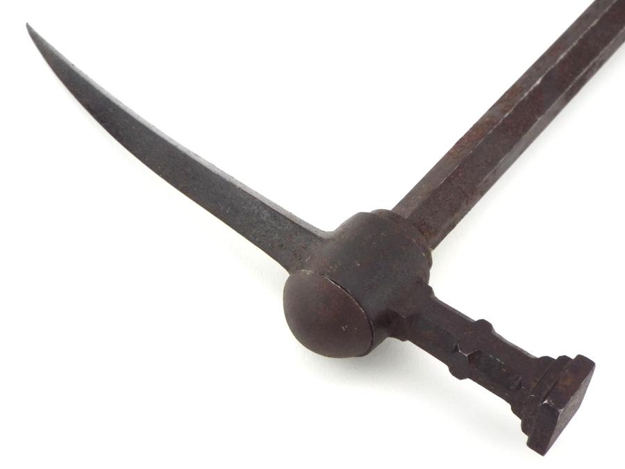 Restrained But Deadly And Very Combat-worthy 16th-17th C. German, Polish Or Hungarian War Hammer Bat