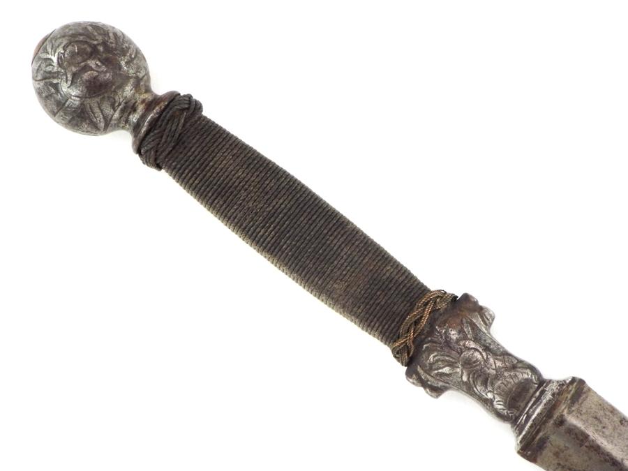 Unusual 17th-early 18th C. French Or English Gentleman's Dagger Dirk Fighting Knife With Chiseled St