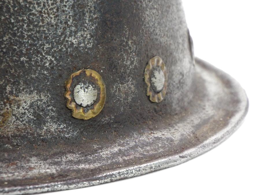 Very Good 17th C. Spanish Conquistador Or Italian Cabasset Morion Helmet With Brass Flowerhead Rivet