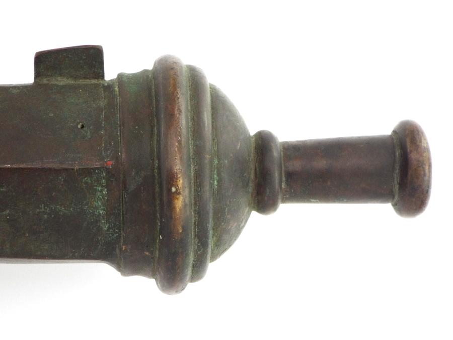 Very Good 17th-18th C. Portuguese Lantaka Bronze Naval Cannon.