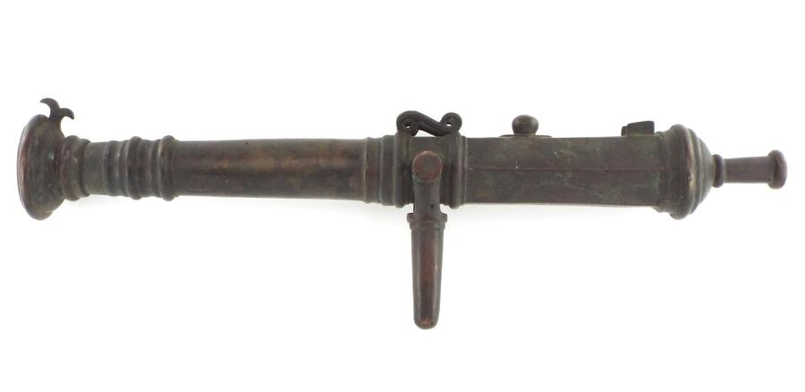 Very Good 17th-18th C. Portuguese Lantaka Bronze Naval Cannon.
