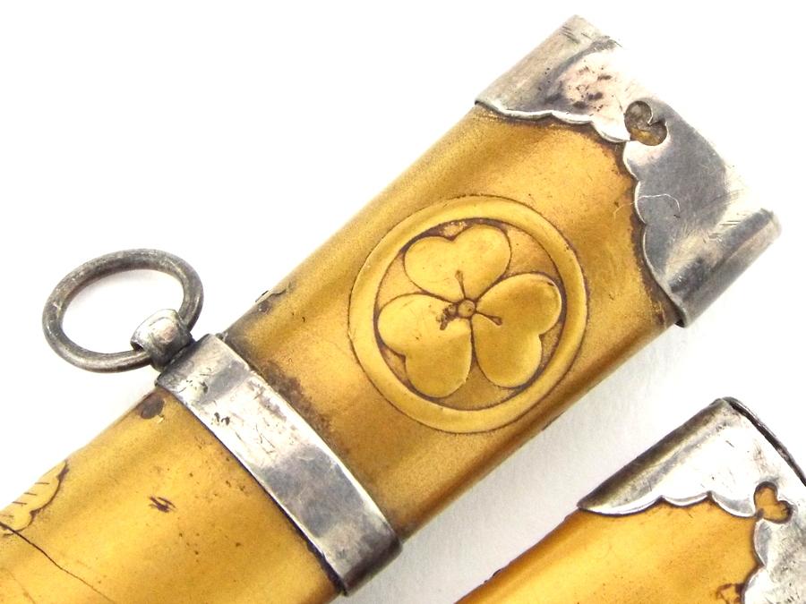 Japanese Geisha Ladies Knife With Silver Fittings. Mounted In Gold Lacquered Handle And Scabbard Wit