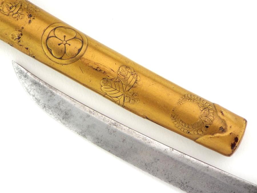 Japanese Geisha Ladies Knife With Silver Fittings. Mounted In Gold Lacquered Handle And Scabbard Wit
