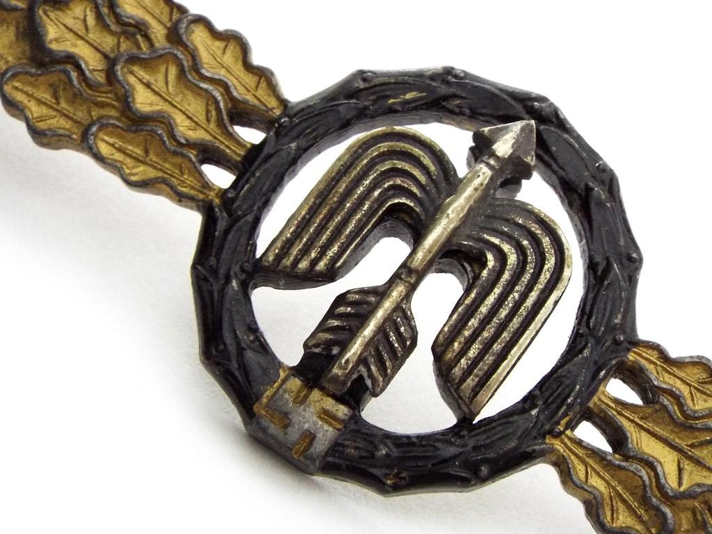 German Wwii Luftwaffe Night Fighter Clasp In Gold