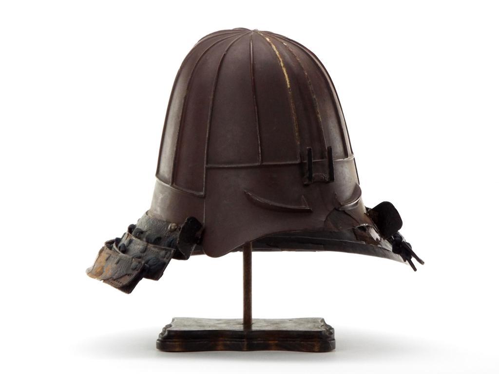 Japanese Early Edo Suji-bachi Kabuto Helmet