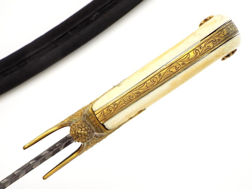 State Of The Art British Hussar Regiment Generalâ€™s Or Top Diplomat Mameluke Sabre With Gilt Chisel