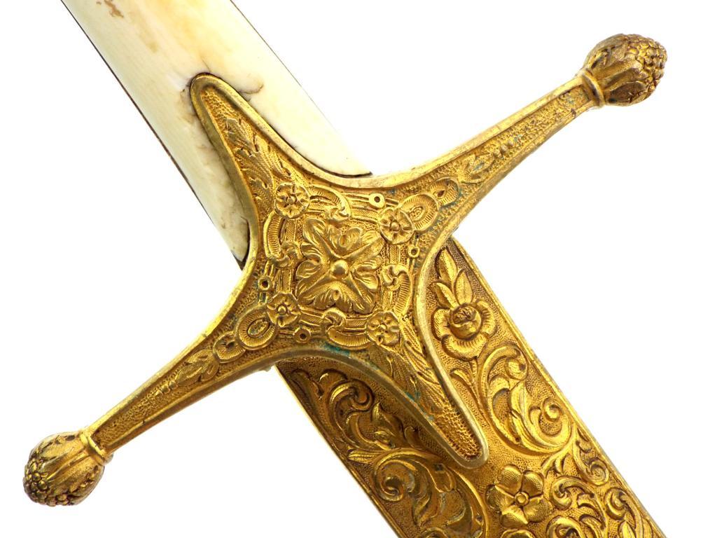 State Of The Art British Hussar Regiment Generalâ€™s Or Top Diplomat Mameluke Sabre With Gilt Chisel