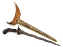 Antique Asian Indonesian Malaysian KRIS Dagger Sword with Damascus Steel Blade.