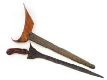Antique Asian Indonesian Malaysian KRIS Dagger Sword with Damascus Steel Blade.