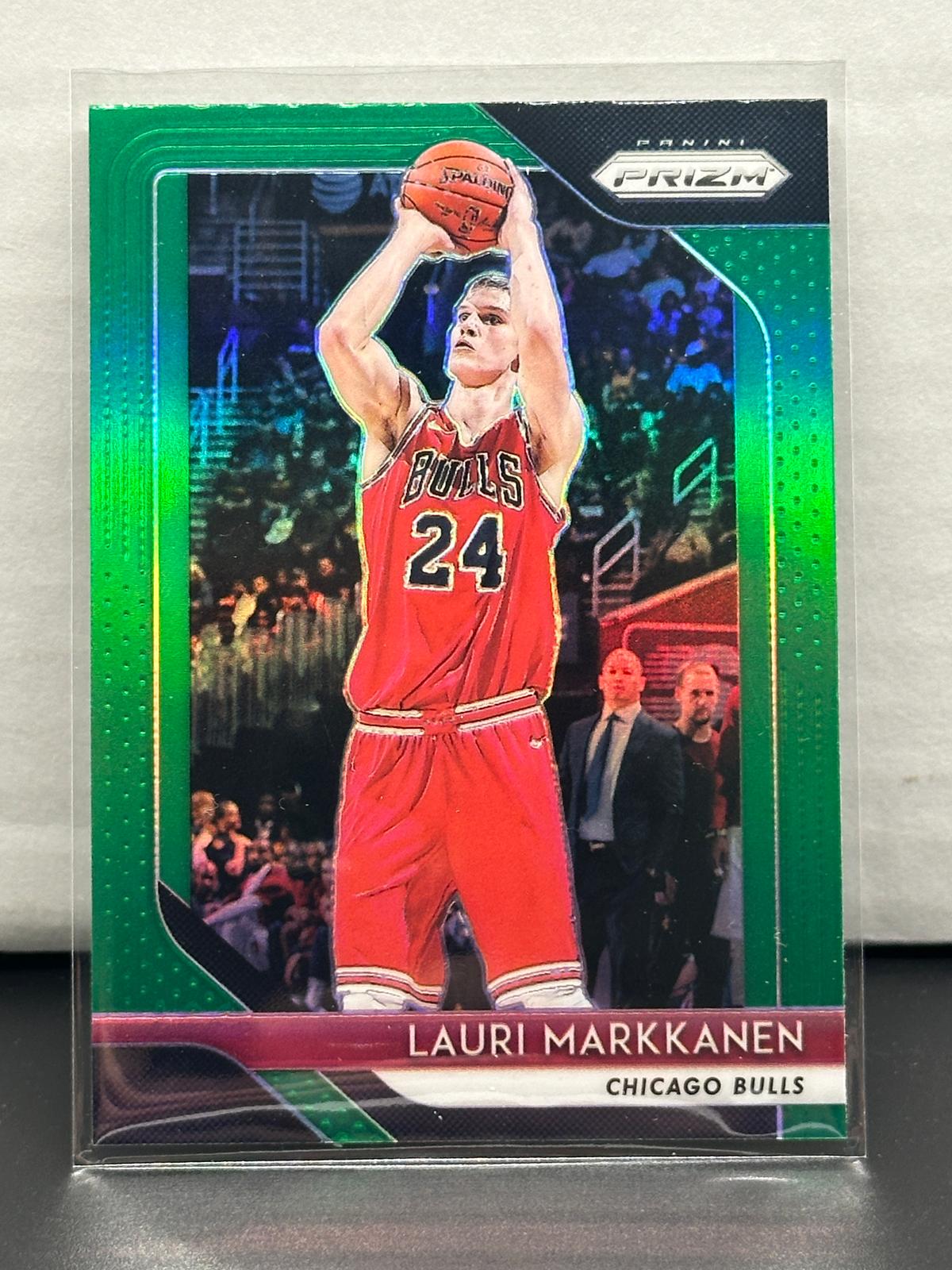 Lauri Markkanen 2018-19 Panini Prizm Green Prizm #110