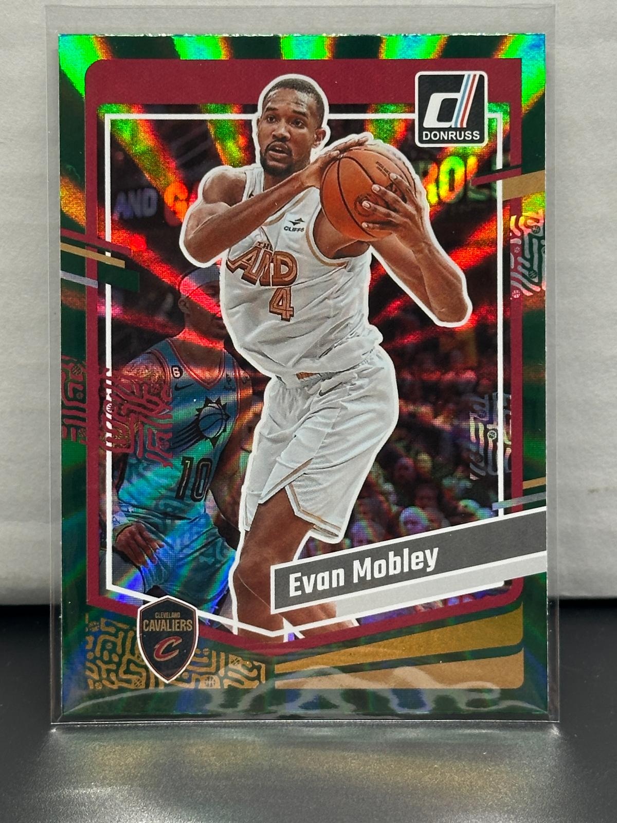 Evan Mobley 2023-24 Panini Donruss Green Lazer #195