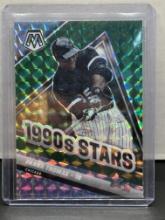 Frank Thomas 2022 Panini Mosaic Green Mosaic Prizm 1990's Stars Parallel #293