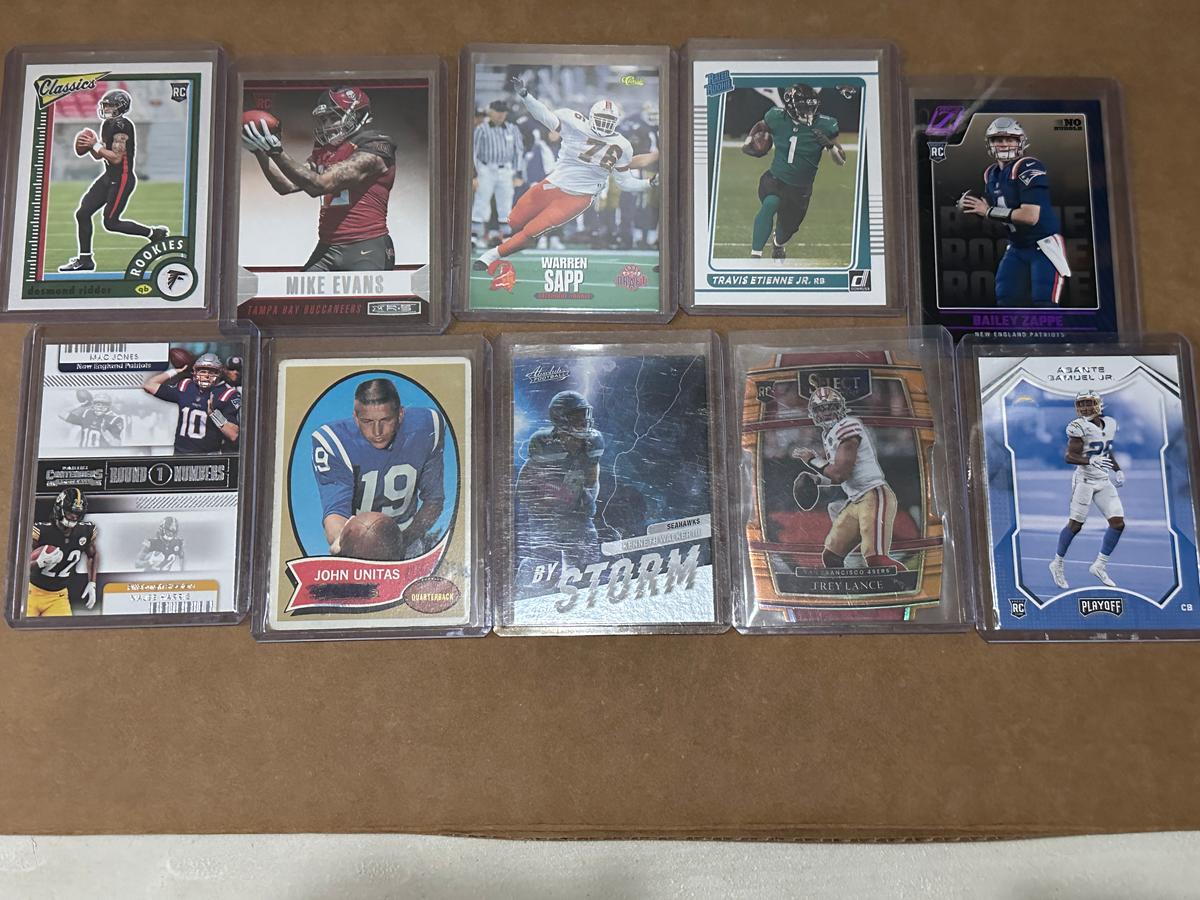 Lot of 10 NFL Cards - Unitas (Poor), Evans RC, Sapp RC, Etienne RC, Lance Orange DC Prizm RC (/249)