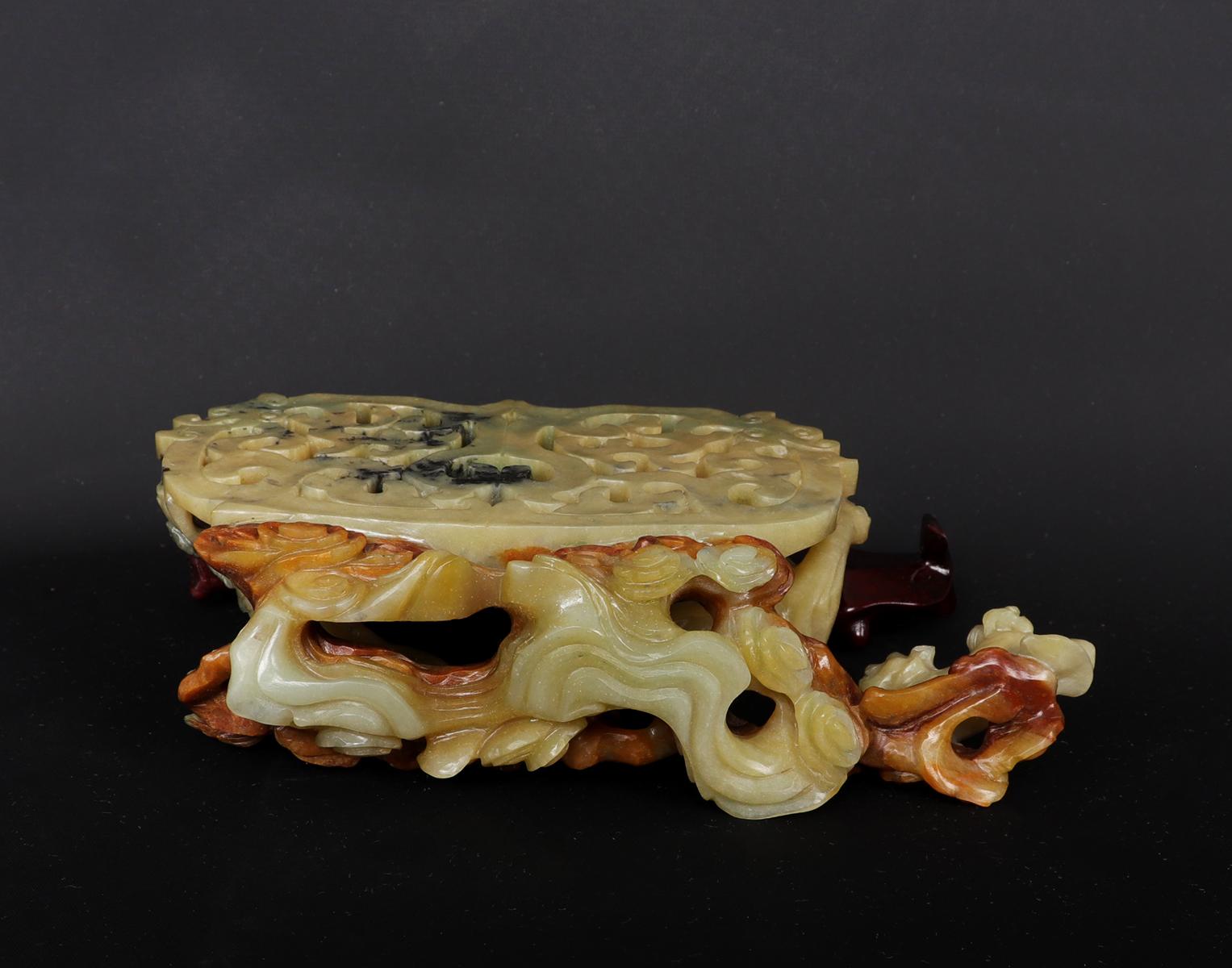 Jinqiao Jade Carving of Dragon & Double Lions, Republic Period