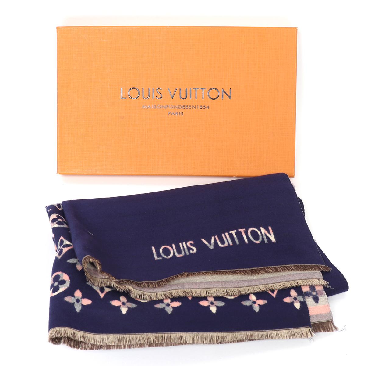 Beautiful Vintage Louis Vuitton Reversable Scarf