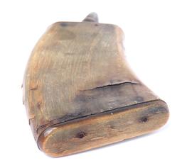 Scarce Flat Horn Powder Flask, 18th century