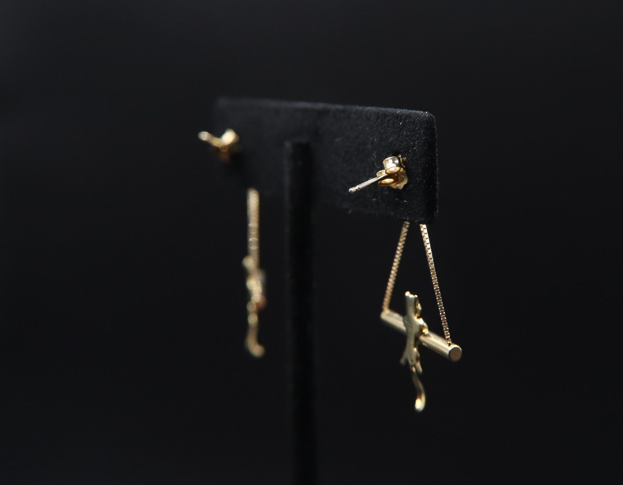 14K Gold Cat Earrings