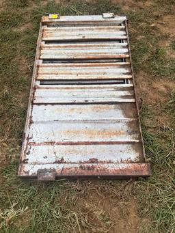 TRAILER SLIDE GATES