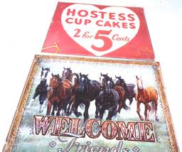 Cupcake and welcome signs