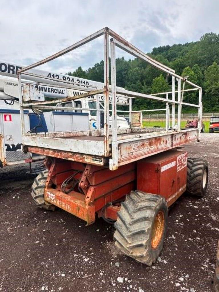 Snorkel 5000 Scissor Lift