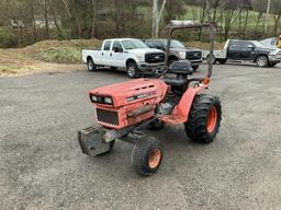 Kubota B5200E Compact Tractor