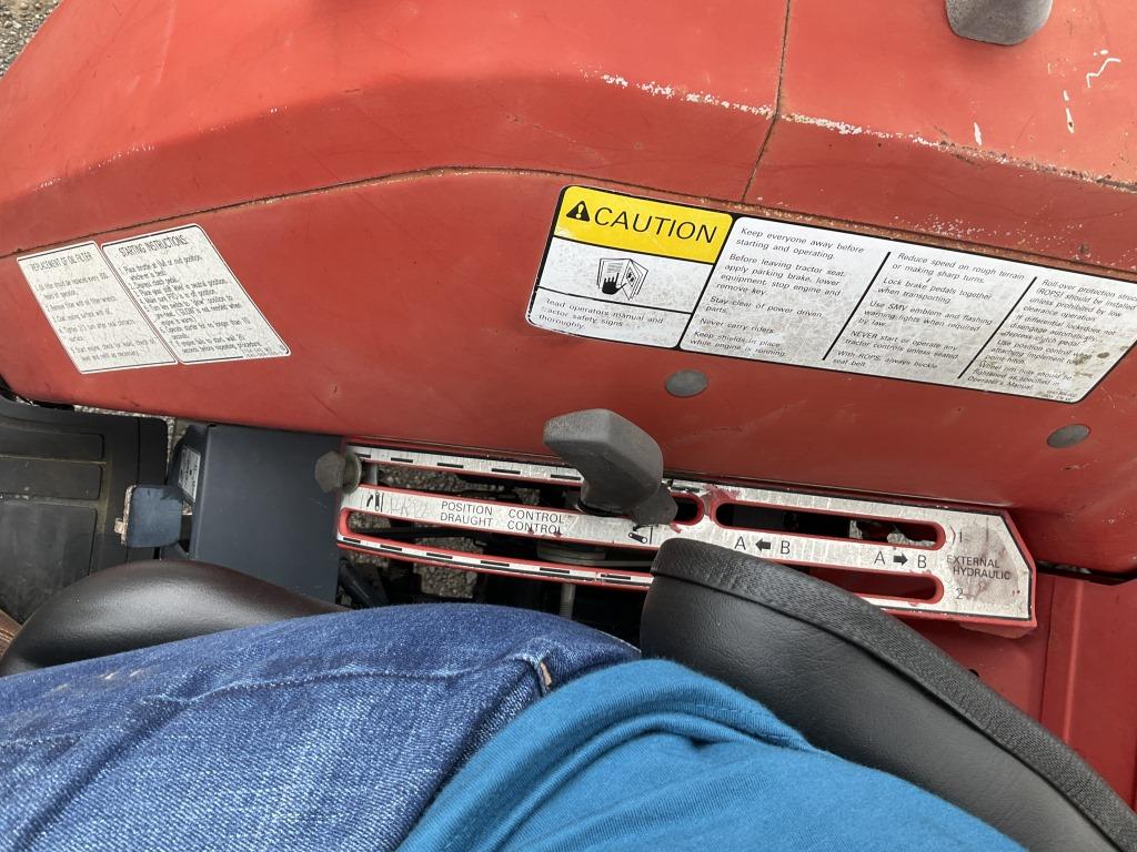 Massey Ferguson 1433 Tractor with Loader