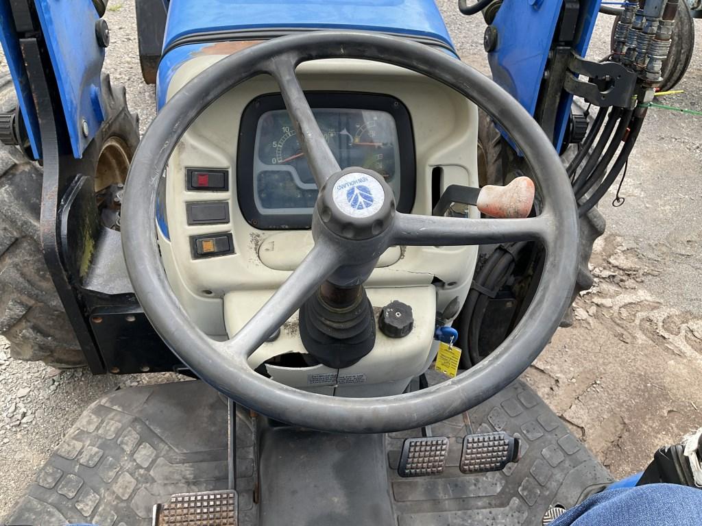 New Holland T4020 Tractor