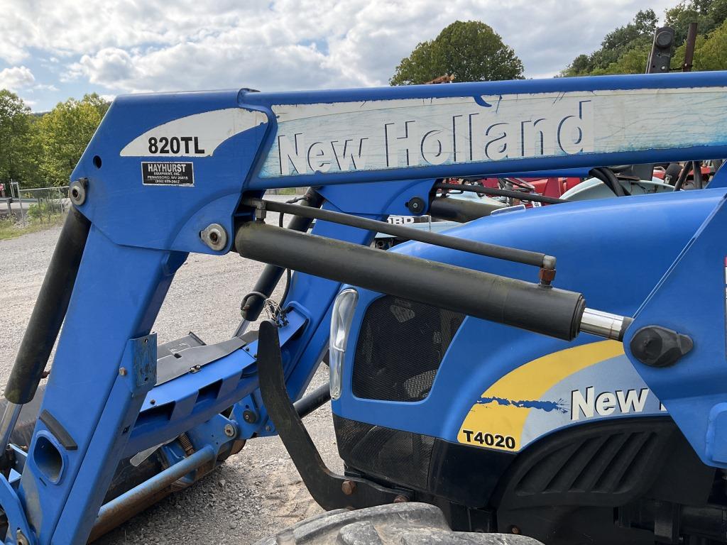 New Holland T4020 Tractor