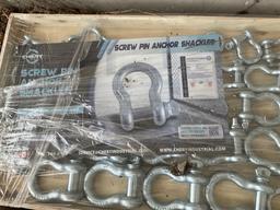 New Set of 38 Rigging Hardware