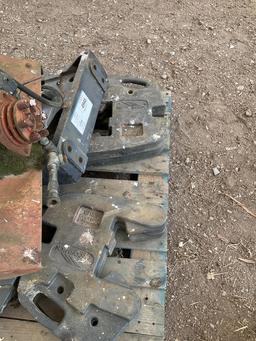 Set of 8 McCormick Weights & Mount