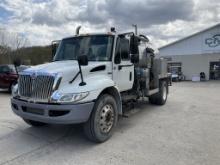 2014 International Portable Toilet Truck