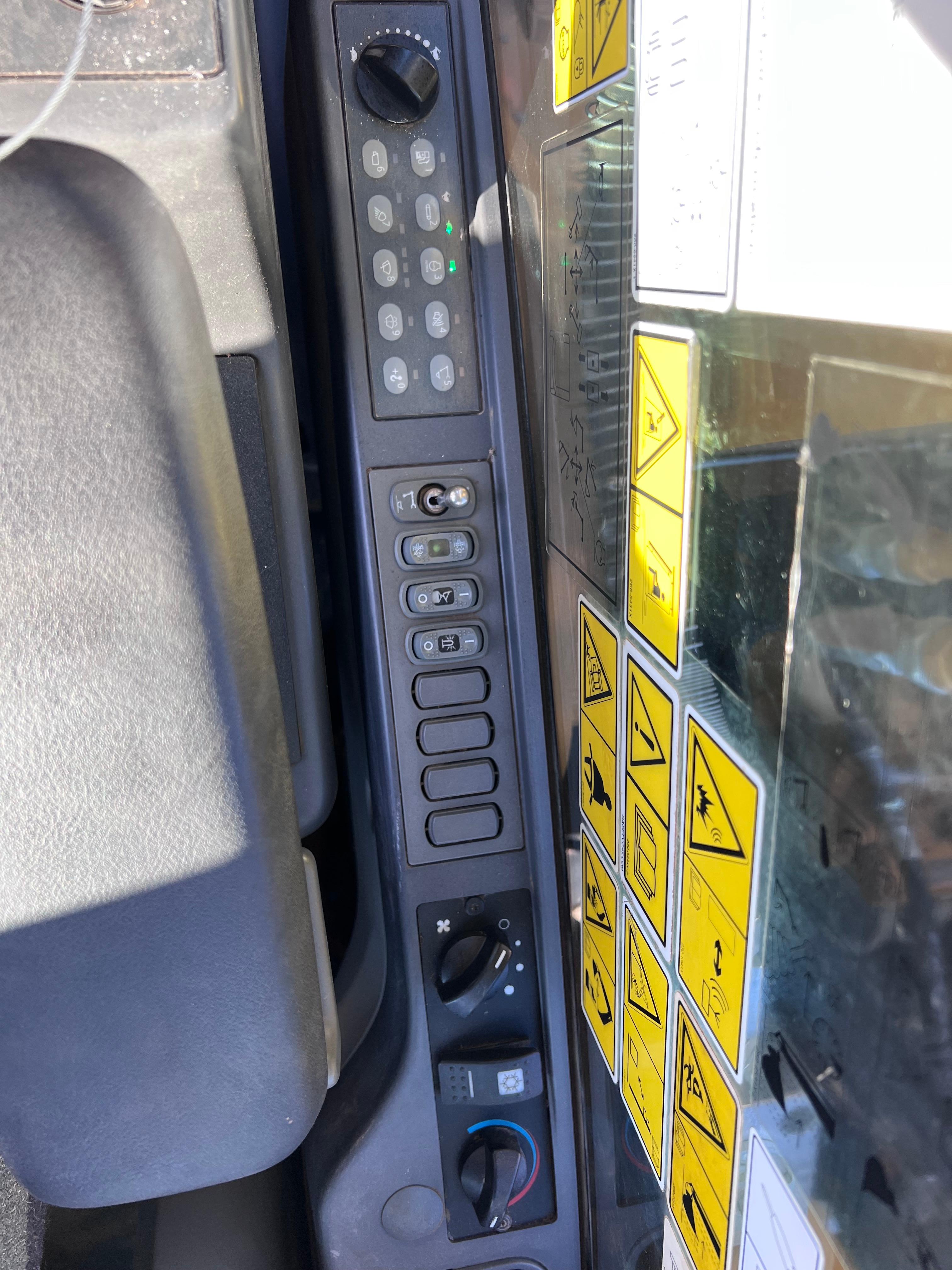 2019 CATERPILLAR 313FLGC Excavator