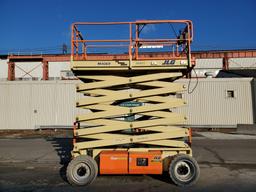 2016 JLG M4069 40ft Scissor Lift