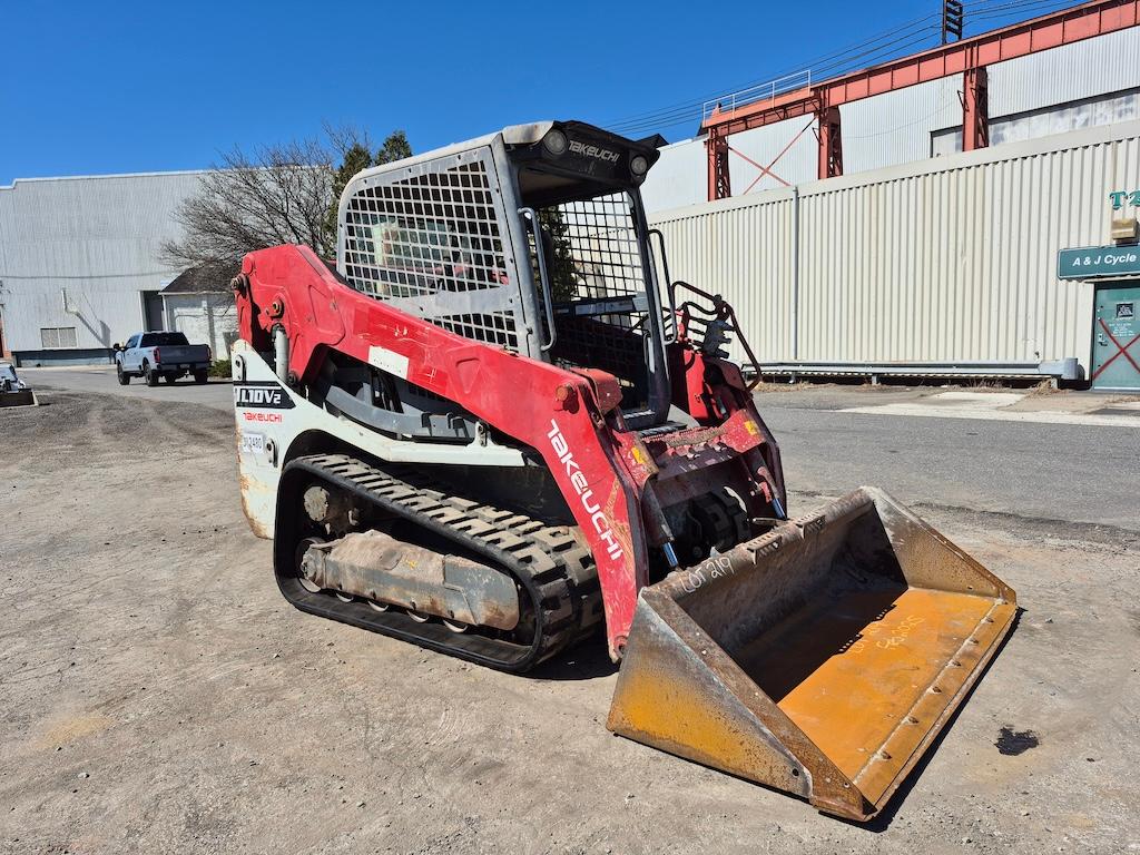Takeuchi TL10V2 Skid Steer