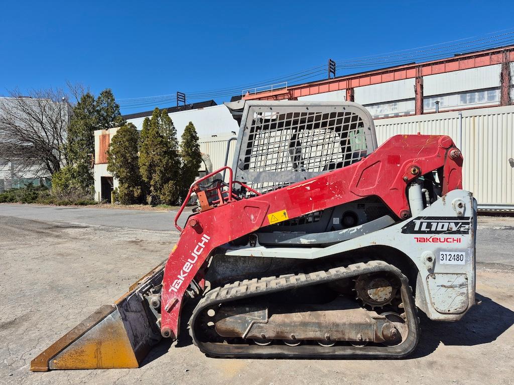 Takeuchi TL10V2 Skid Steer