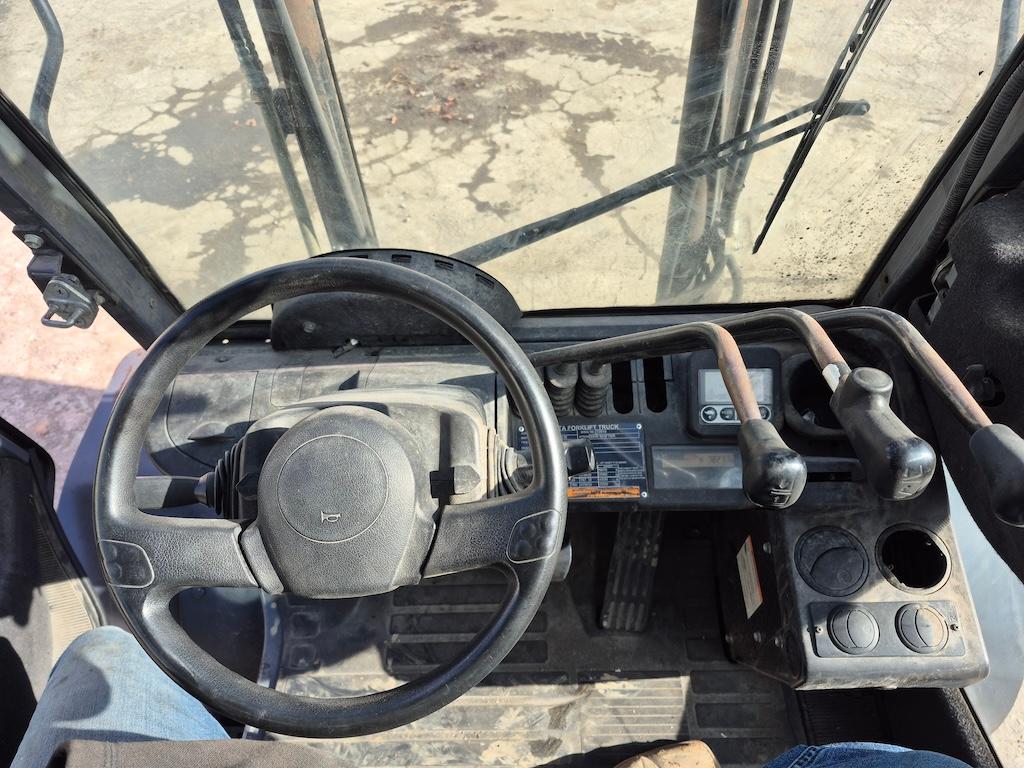2018 Toyota 8FGU30 6,000lb Forklift