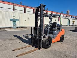 2016 Toyota 8FGU30 6,000lb Forklift