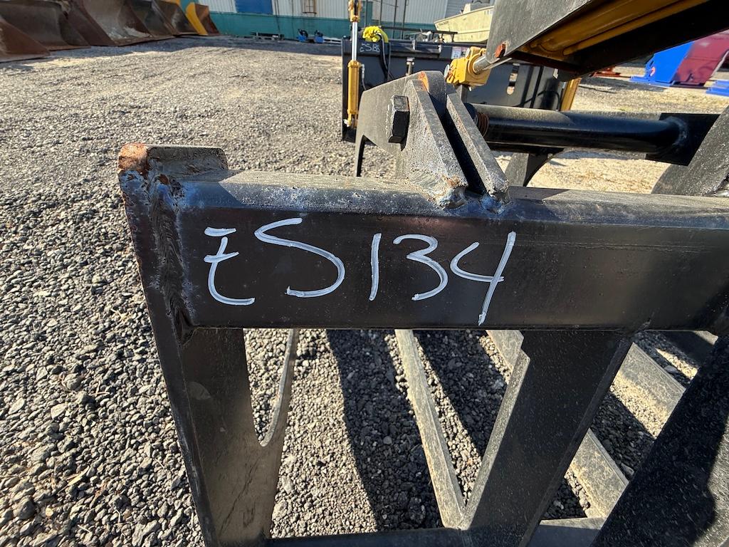 Brand New Skid Steer Rake Grapple Bucket Attachment (ES134)