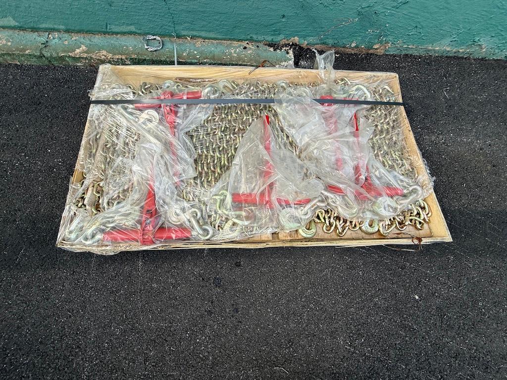 Brand New Lot Binders and Chains (W95E)