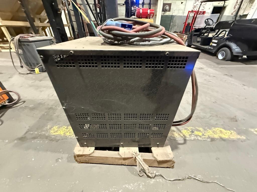 Kodiak Pulse KP Battery Charger (KEN219)