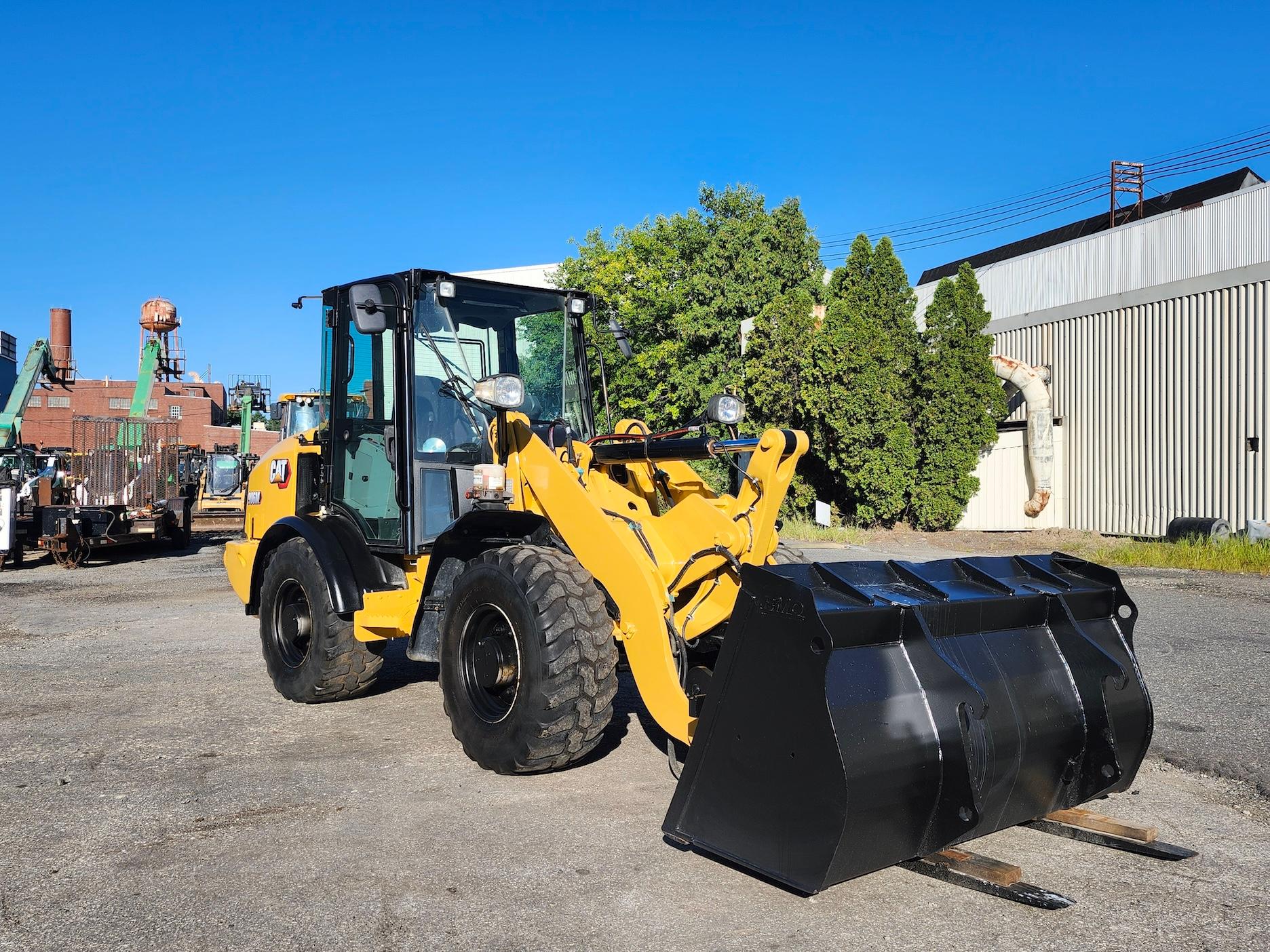 2016 Caterpillar 906M Wheel Loader