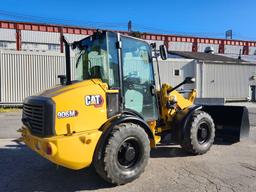 2016 Caterpillar 906M Wheel Loader