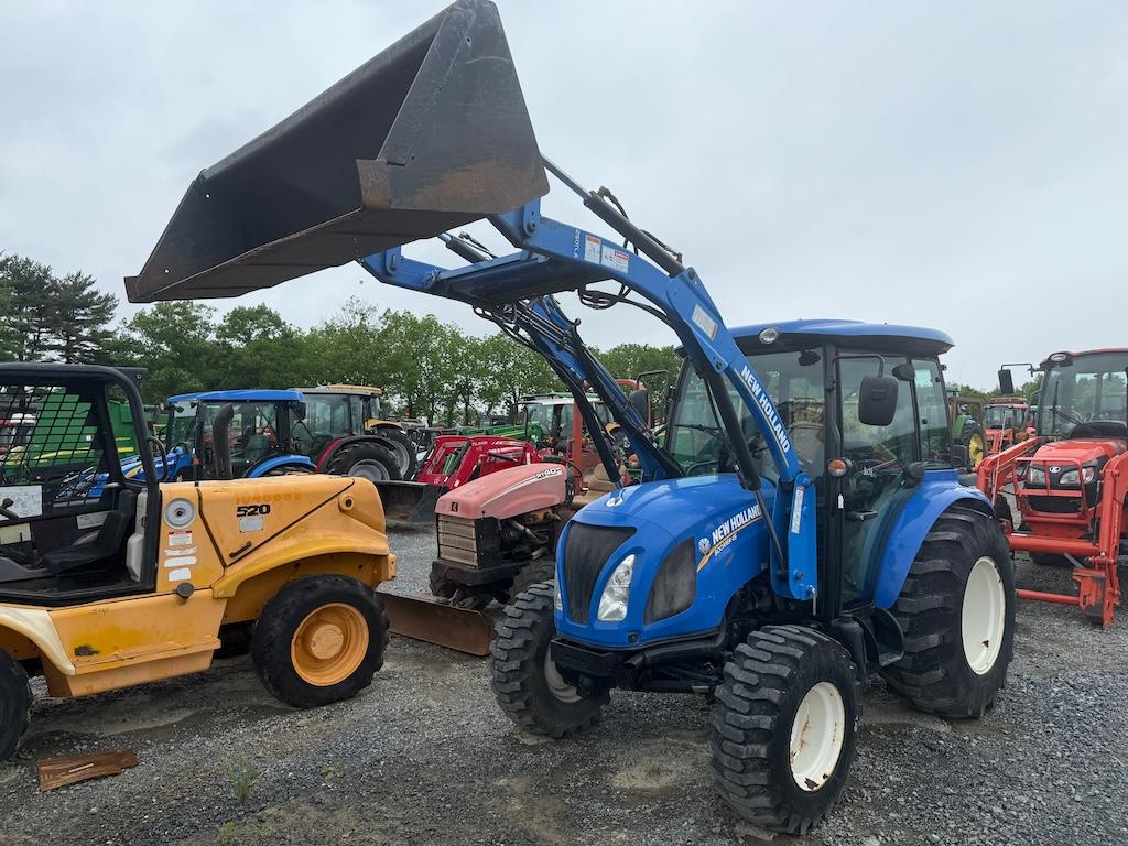 2018 New Holland 260TLA Tractor